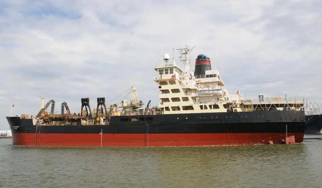 marine gearbox for dredging operations and specialized workboats