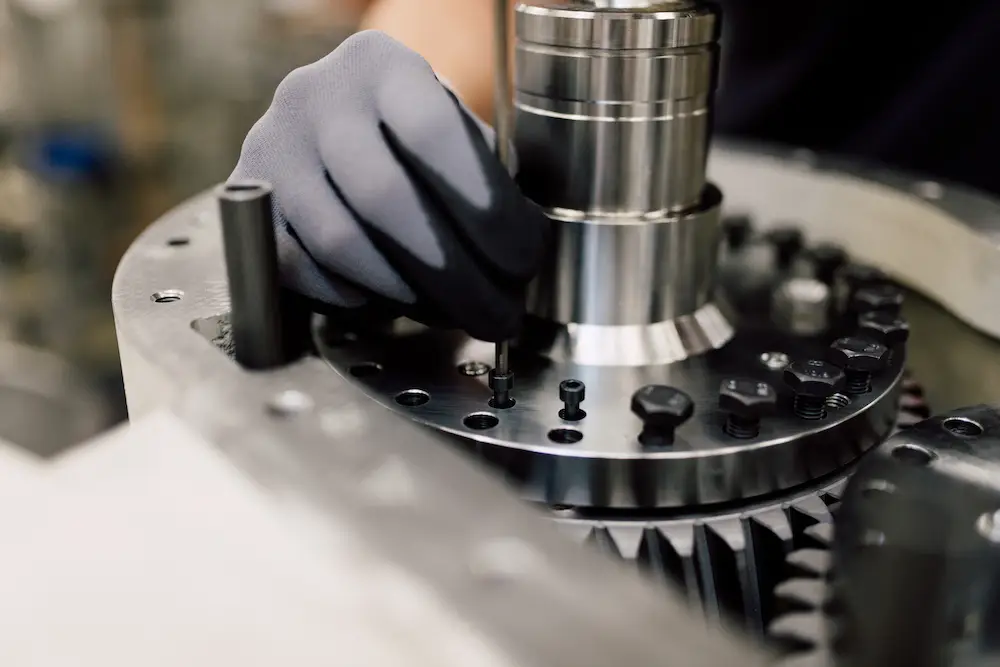 Precision machining of small to medium Reintjes marine gearbox components by skilled technician